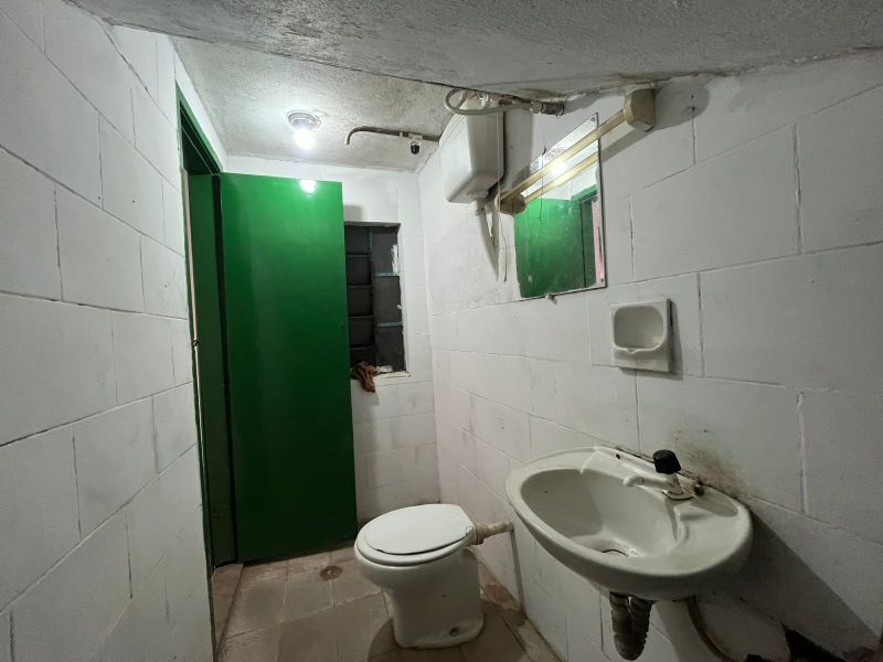 LOJA COMERCIAL no bairro BOM JESUS em VOLTA REDONDA