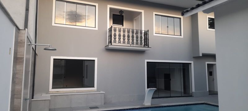 CASA no bairro LARANJAL em VOLTA REDONDA