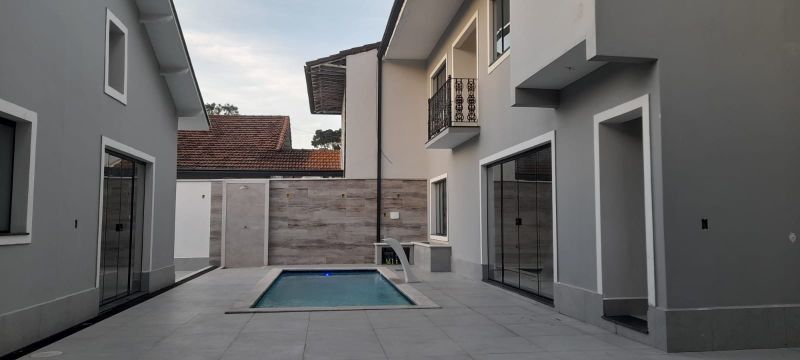 CASA no bairro LARANJAL em VOLTA REDONDA