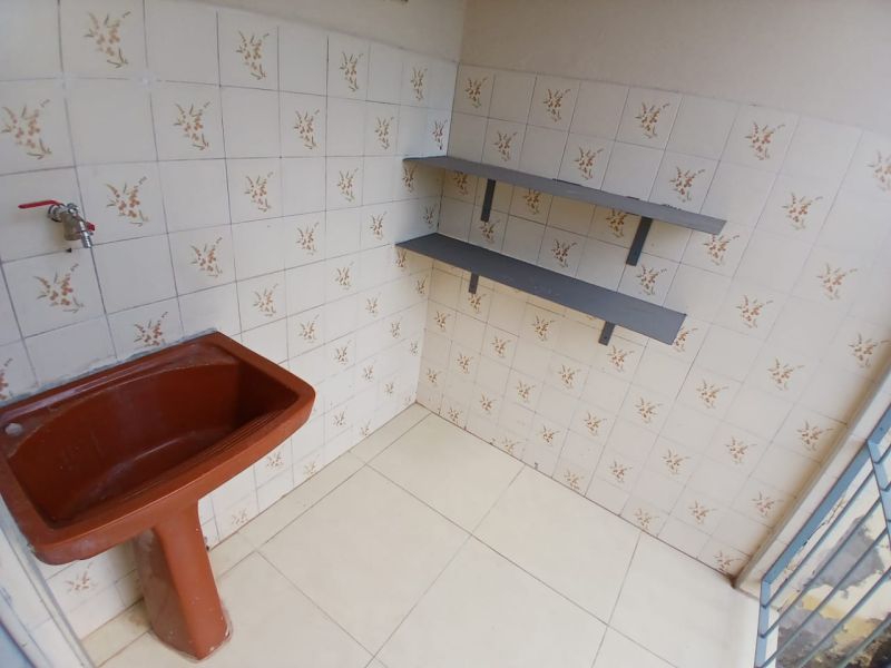 CASA 2d  no bairro MONTE CASTELO em VOLTA REDONDA
