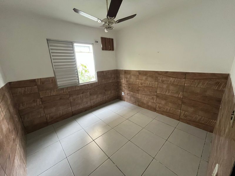 CASA no bairro CAIEIRA em VOLTA REDONDA
