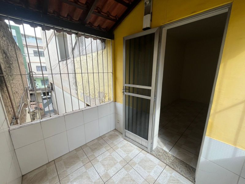APARTAMENTO no bairro ATERRADO em VOLTA REDONDA