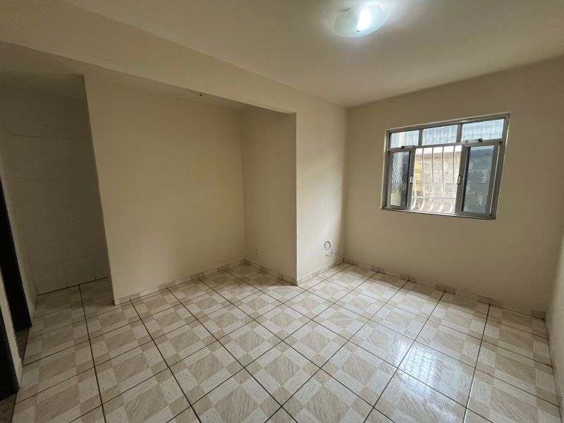 APARTAMENTO no bairro ATERRADO em VOLTA REDONDA