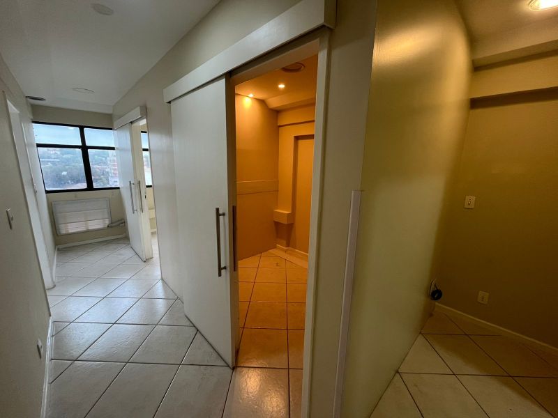 SALA COMERCIAL no bairro VILA SANTA CECÍLIA em VOLTA REDONDA