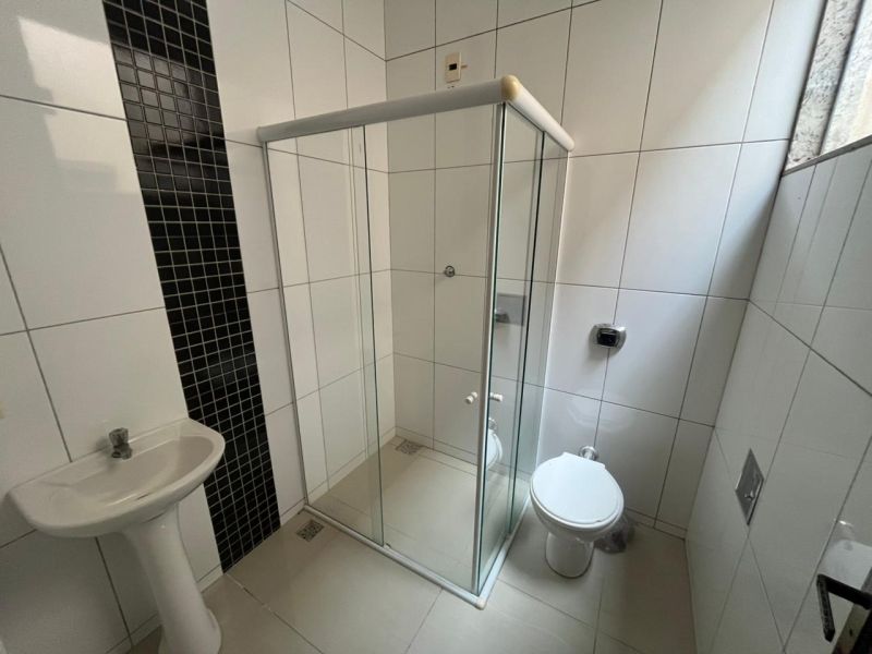 CASA no bairro JARDIM AMÁLIA em VOLTA REDONDA