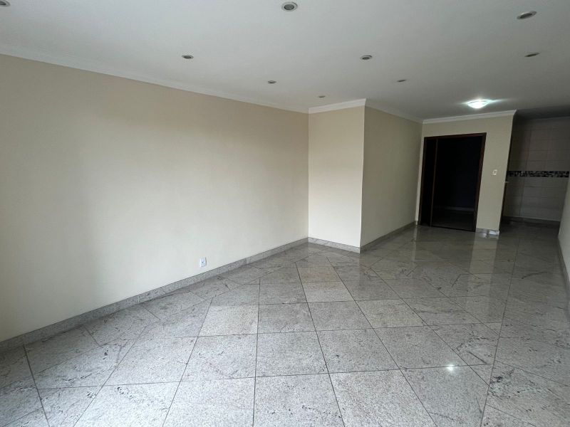 APARTAMENTO no bairro VILA MURY em VOLTA REDONDA