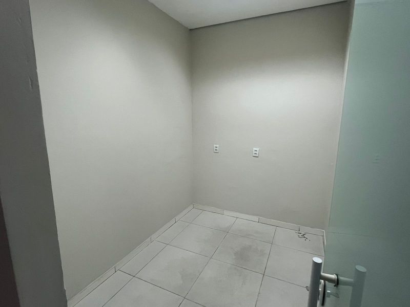 LOJA COMERCIAL no bairro RETIRO em VOLTA REDONDA