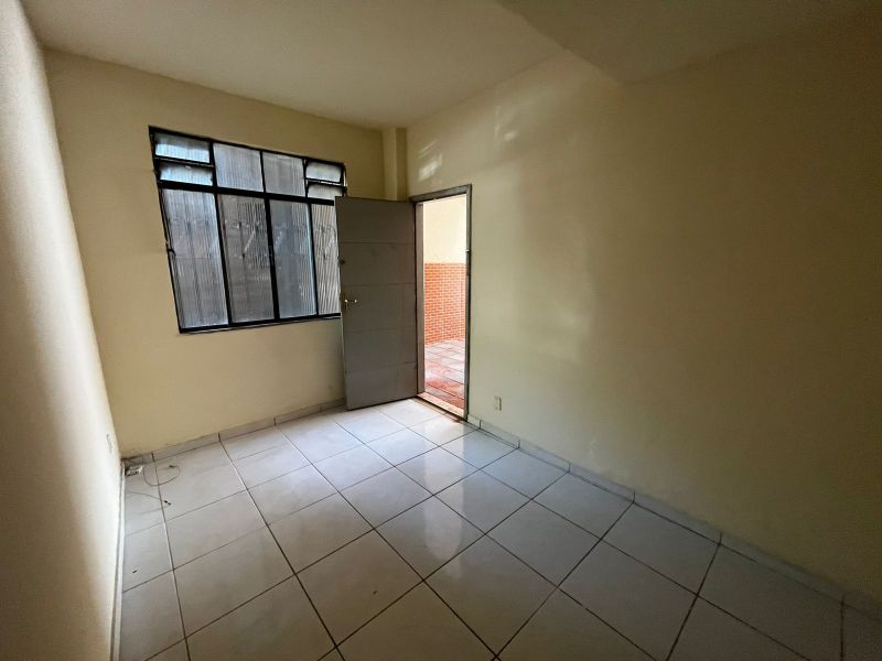KITNET 1d  no bairro JARDIM NORMANDIA em VOLTA REDONDA