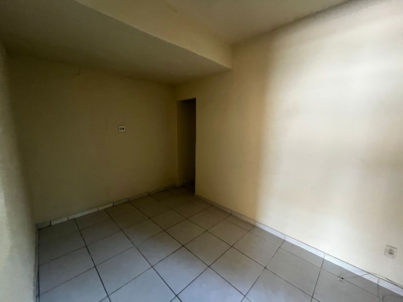KITNET 1d  no bairro JARDIM NORMANDIA em VOLTA REDONDA