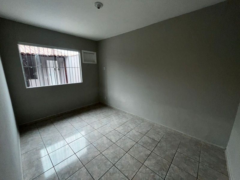 CASA 2d  no bairro JARDIM VILA RICA - TIRADENTES em VOLTA REDONDA