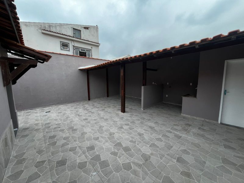 CASA 2d  no bairro JARDIM VILA RICA - TIRADENTES em VOLTA REDONDA