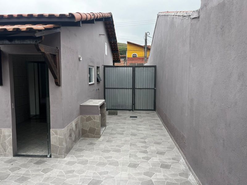 CASA 2d  no bairro JARDIM VILA RICA - TIRADENTES em VOLTA REDONDA