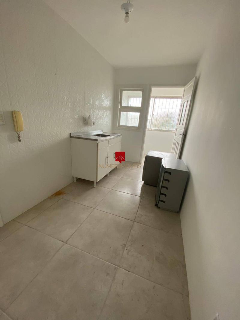 APARTAMENTO 3 Dormit&oacuterios no bairro CENTRO em PELOTAS