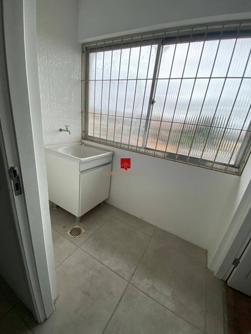 APARTAMENTO 3 Dormit&oacuterios no bairro CENTRO em PELOTAS