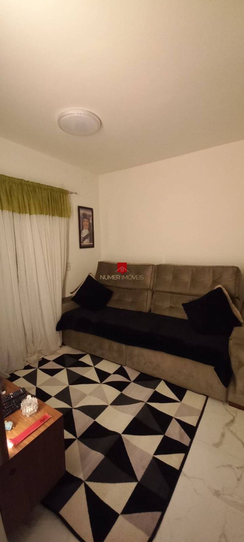 APARTAMENTO 1 Dormit&oacuterios no bairro TRÊS VENDAS em PELOTAS