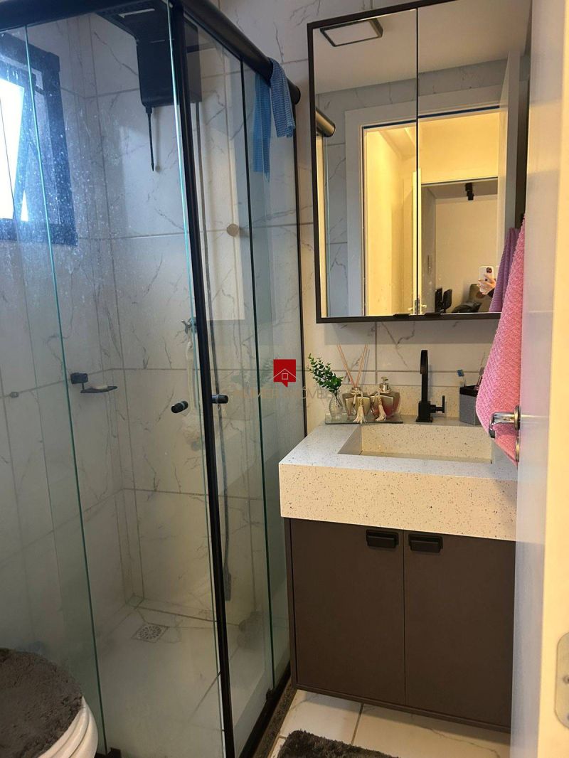 APARTAMENTO 1 Dormit&oacuterios no bairro TRÊS VENDAS em PELOTAS