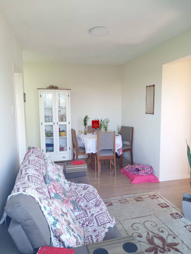 APARTAMENTO 2 Dormit&oacuterios no bairro CENTRO em PELOTAS