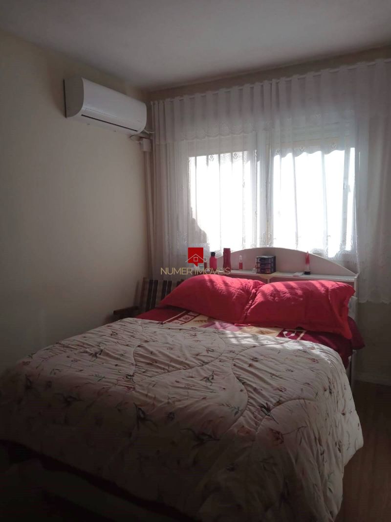 APARTAMENTO 2 Dormit&oacuterios no bairro CENTRO em PELOTAS