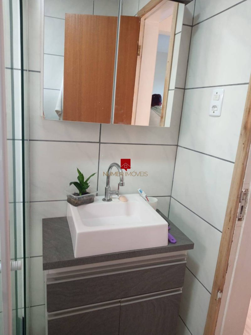 APARTAMENTO 2 Dormit&oacuterios no bairro CENTRO em PELOTAS