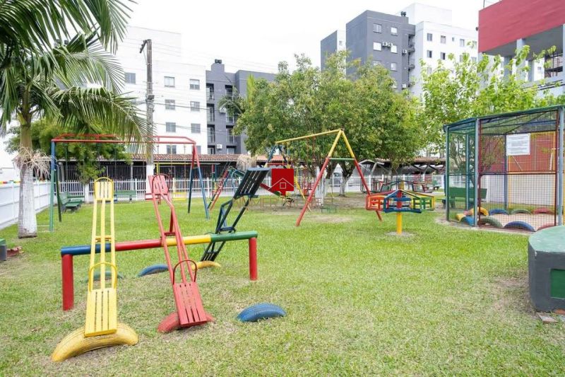 APARTAMENTO 2 Dormit&oacuterios no bairro SÃO GONÇALO em PELOTAS