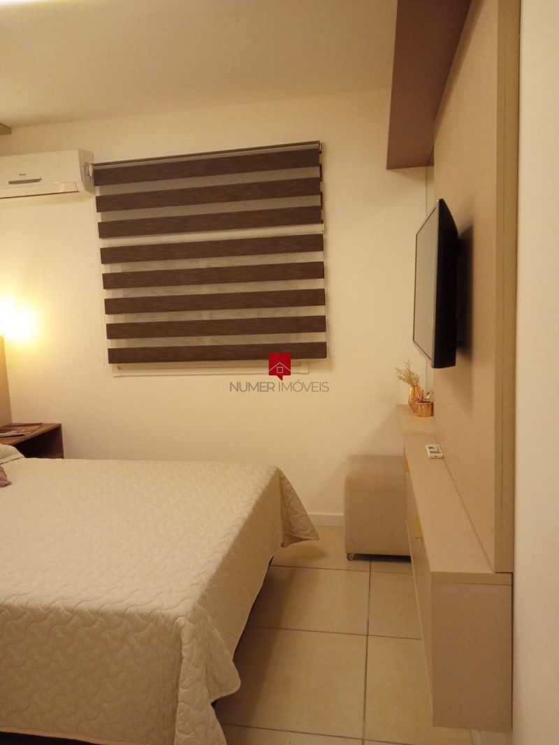 APARTAMENTO 2 Dormit&oacuterios no bairro TRÊS VENDAS em PELOTAS