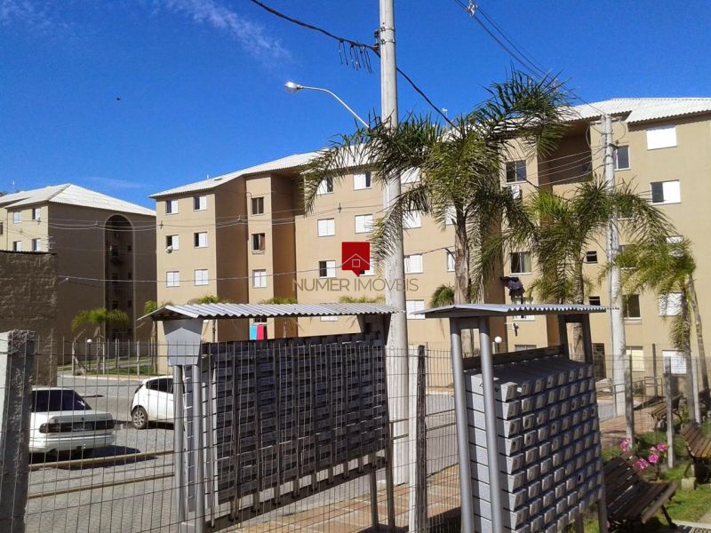 APARTAMENTO 2 Dormit&oacuterios no bairro TRÊS VENDAS em PELOTAS