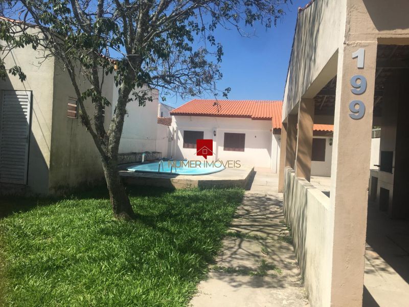 CASA 2 Dormit&oacuterios no bairro LARANJAL em PELOTAS