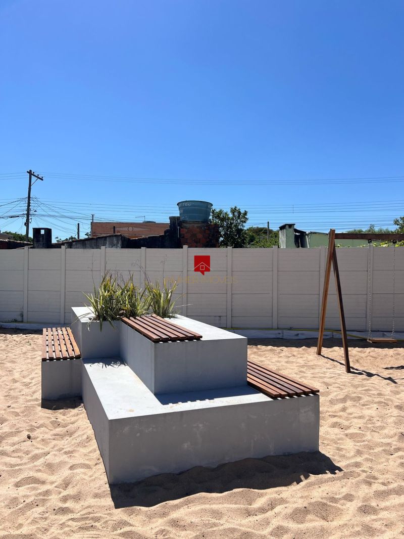 APARTAMENTO 2 Dormit&oacuterios no bairro TRÊS VENDAS em PELOTAS