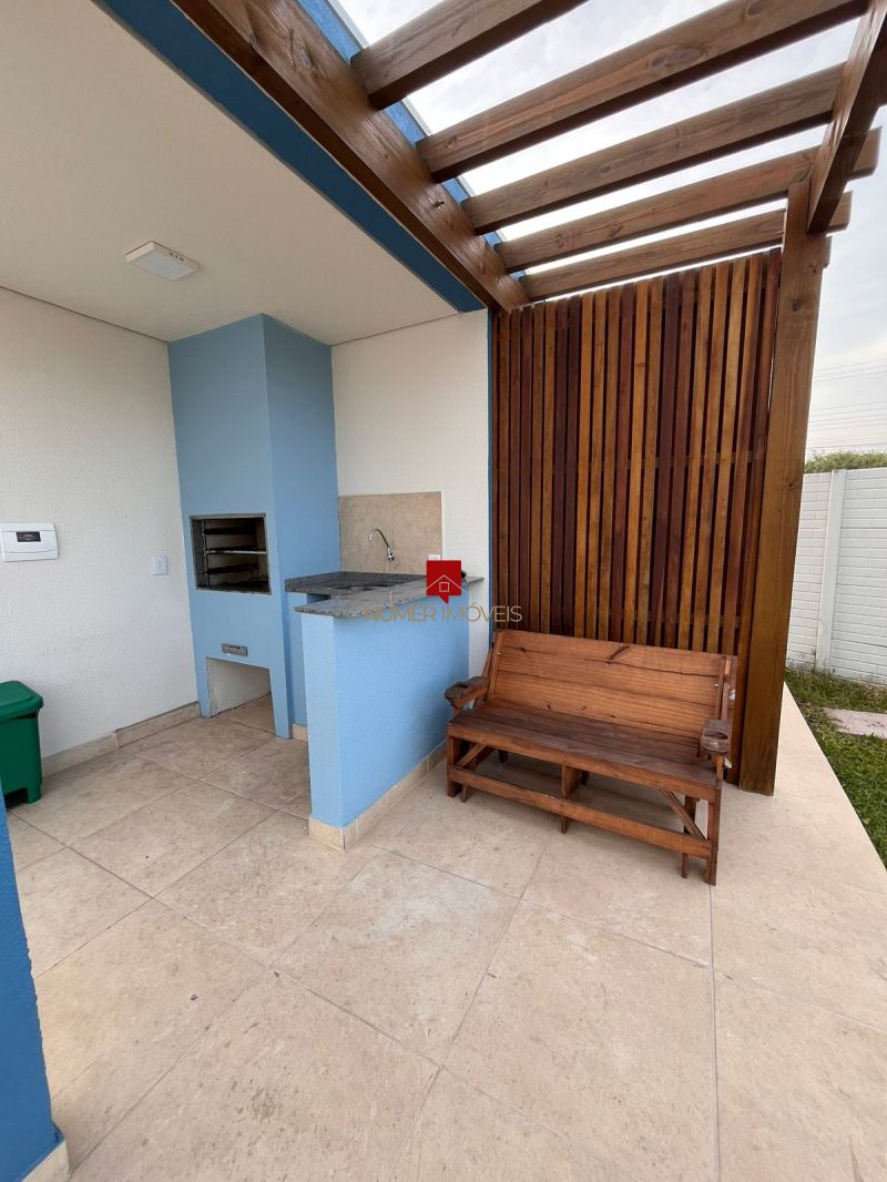 APARTAMENTO 2 Dormit&oacuterios no bairro TRÊS VENDAS em PELOTAS
