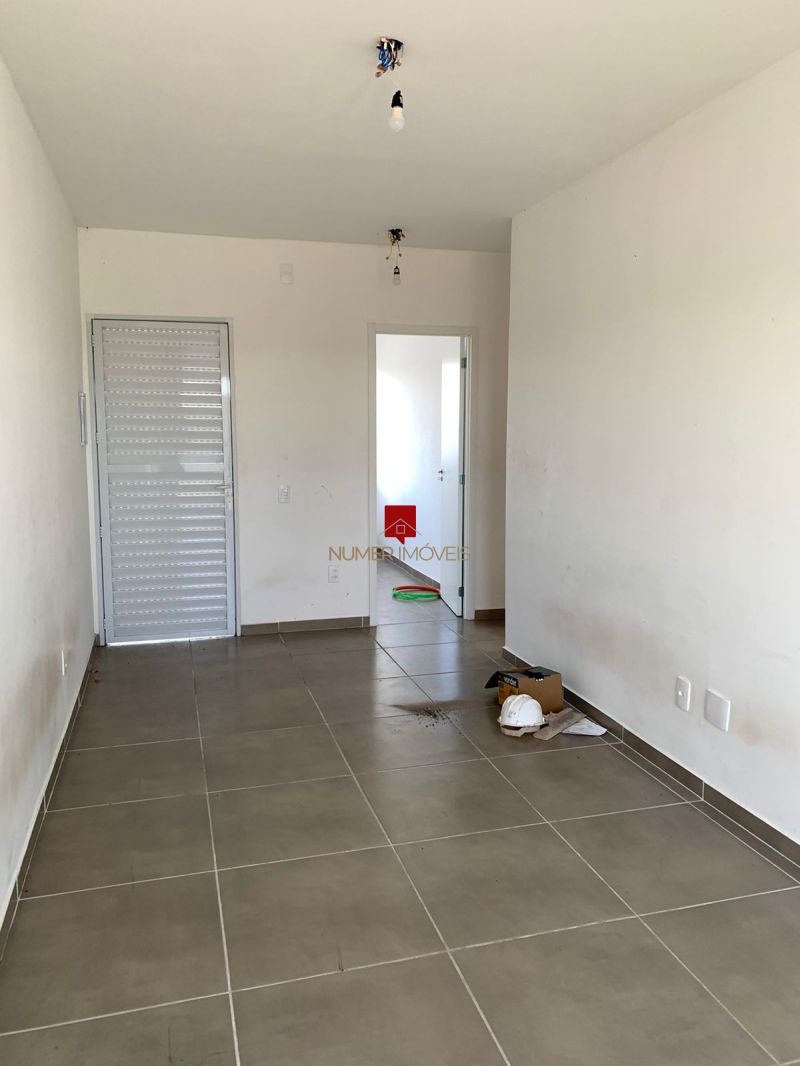 CASA 2 Dormit&oacuterios no bairro TRÊS VENDAS em PELOTAS