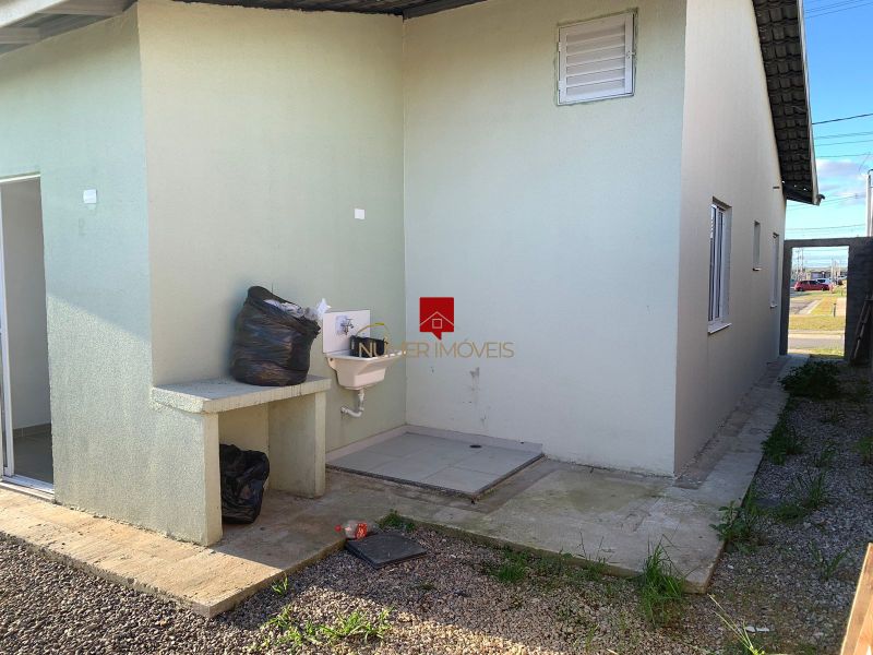 CASA 2 Dormit&oacuterios no bairro TRÊS VENDAS em PELOTAS