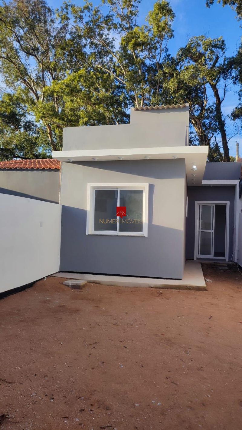 CASA 2 Dormit&oacuterios no bairro TRÊS VENDAS em PELOTAS