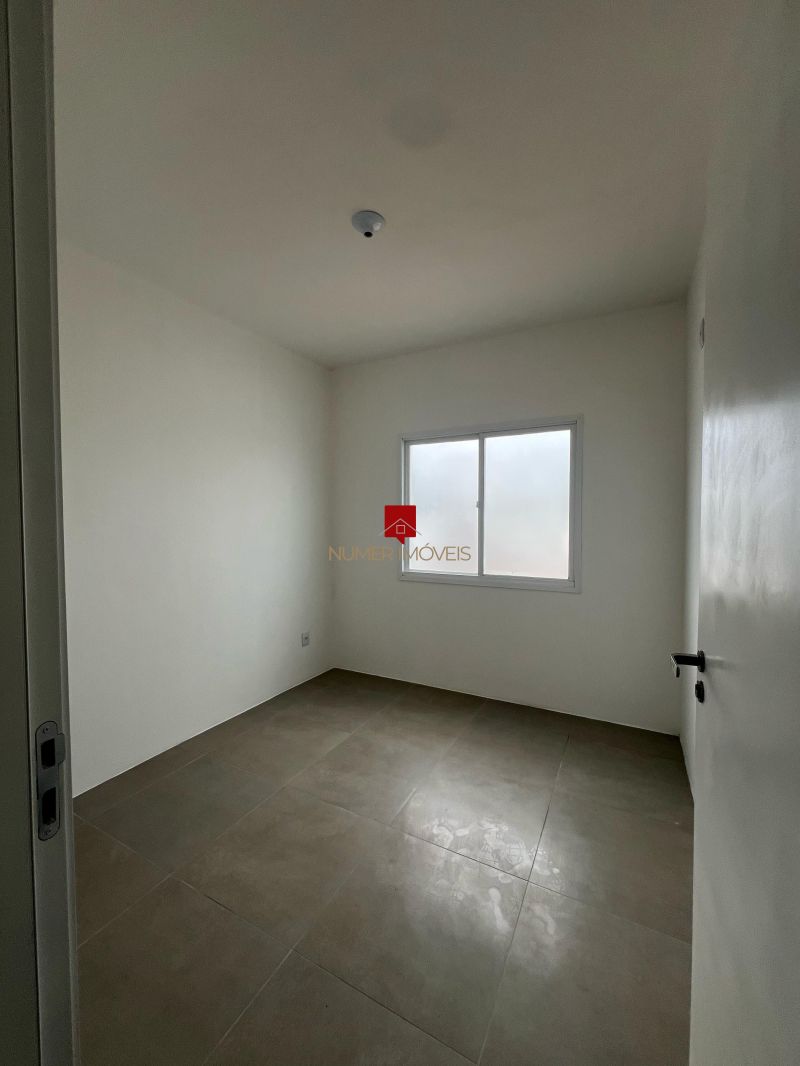 CASA 2 Dormit&oacuterios no bairro TRÊS VENDAS em PELOTAS
