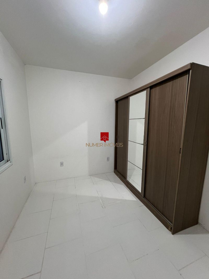 CASA 2 Dormit&oacuterios no bairro LARANJAL em PELOTAS