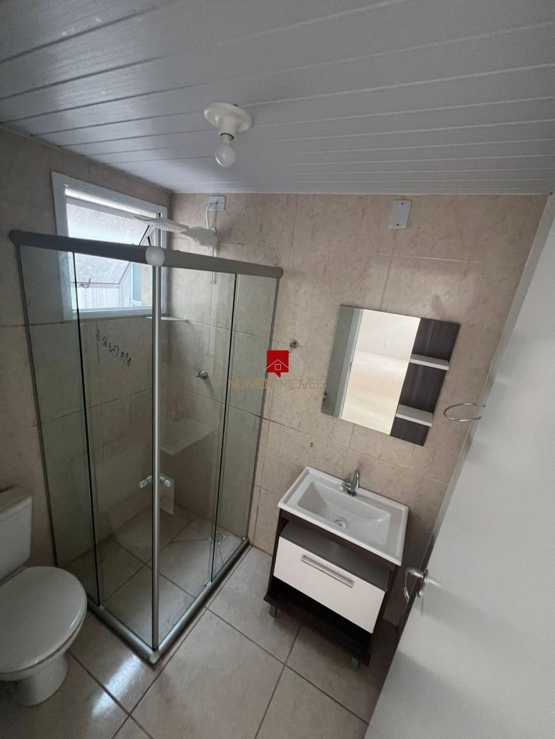 APARTAMENTO 2 Dormit&oacuterios no bairro TRÊS VENDAS em PELOTAS