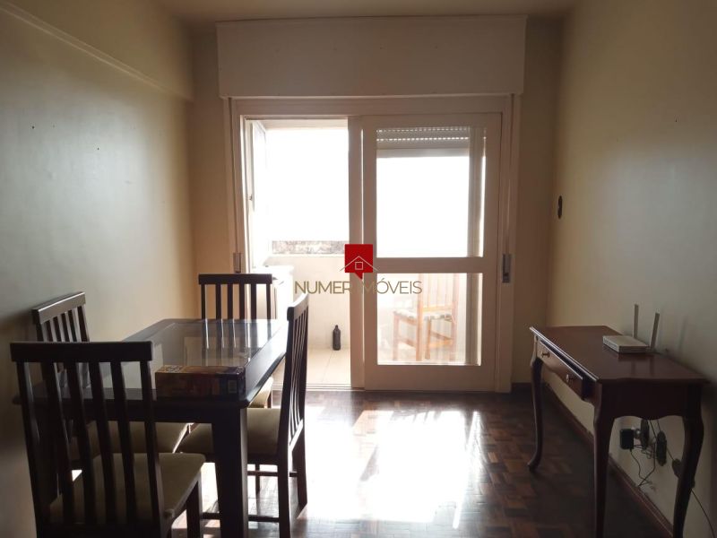 APARTAMENTO 1 Dormit&oacuterios no bairro CENTRO em PELOTAS