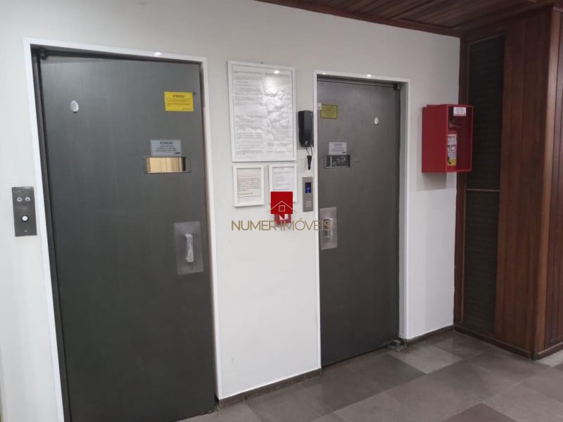 APARTAMENTO 1 Dormit&oacuterios no bairro CENTRO em PELOTAS