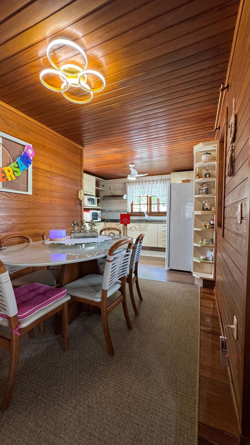 CASA 2 Dormit&oacuterios no bairro LARANJAL em PELOTAS