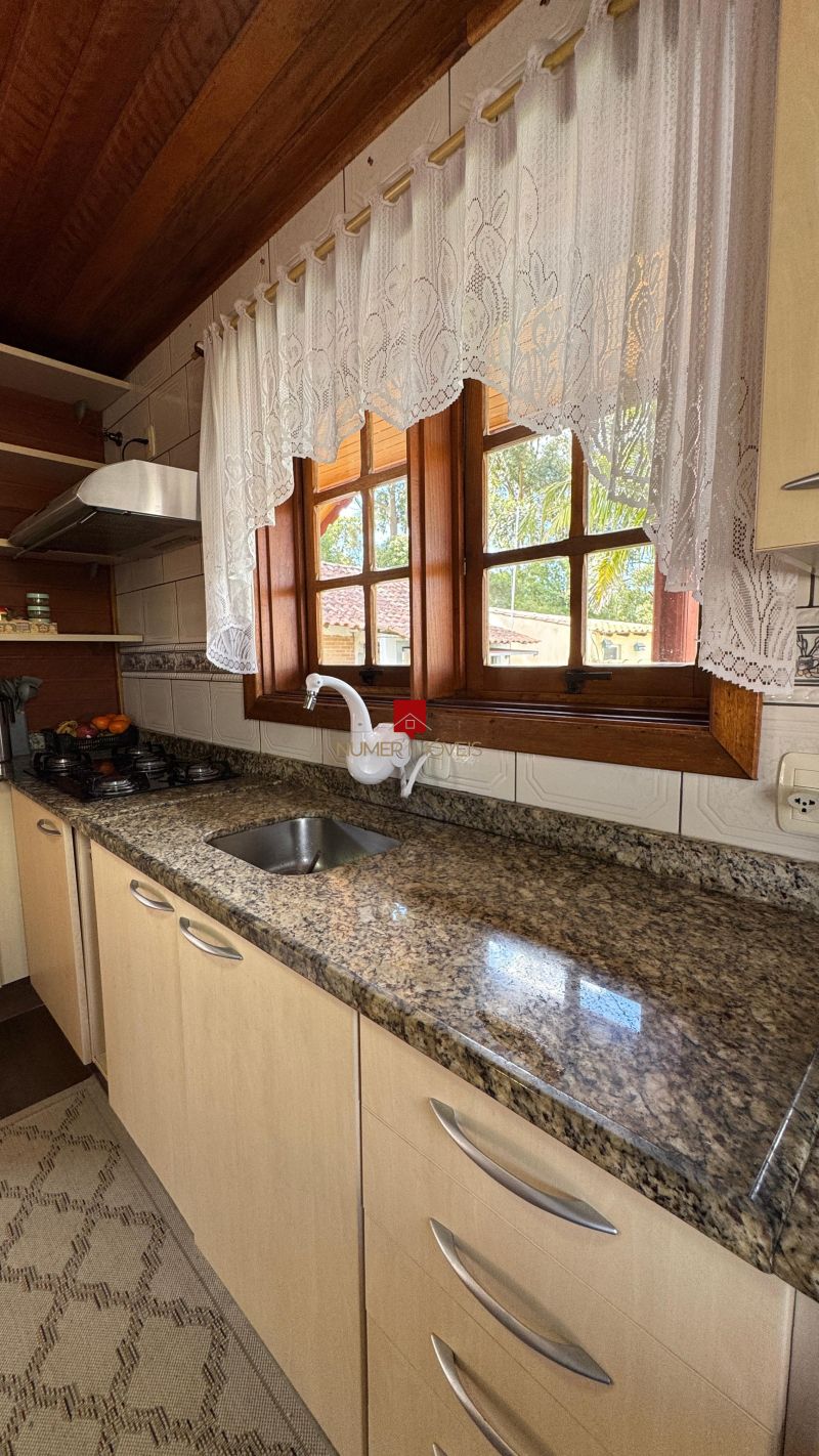 CASA 2 Dormit&oacuterios no bairro LARANJAL em PELOTAS