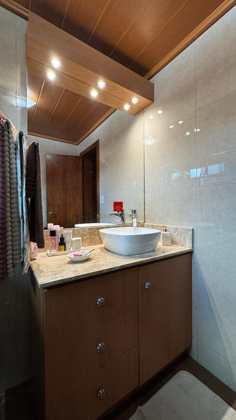 CASA 2 Dormit&oacuterios no bairro LARANJAL em PELOTAS