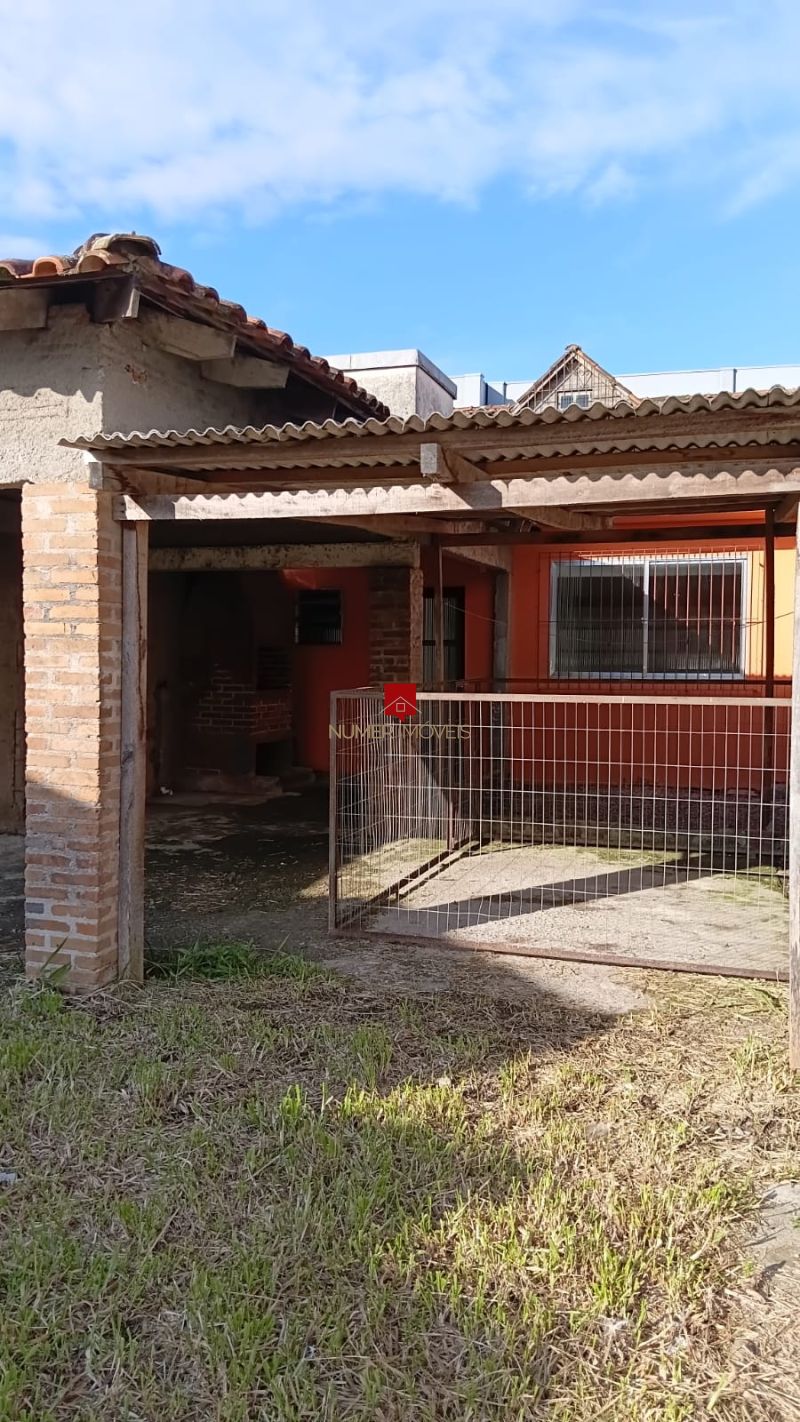 CASA 2Dormitórios no bairro FRAGATA em PELOTAS