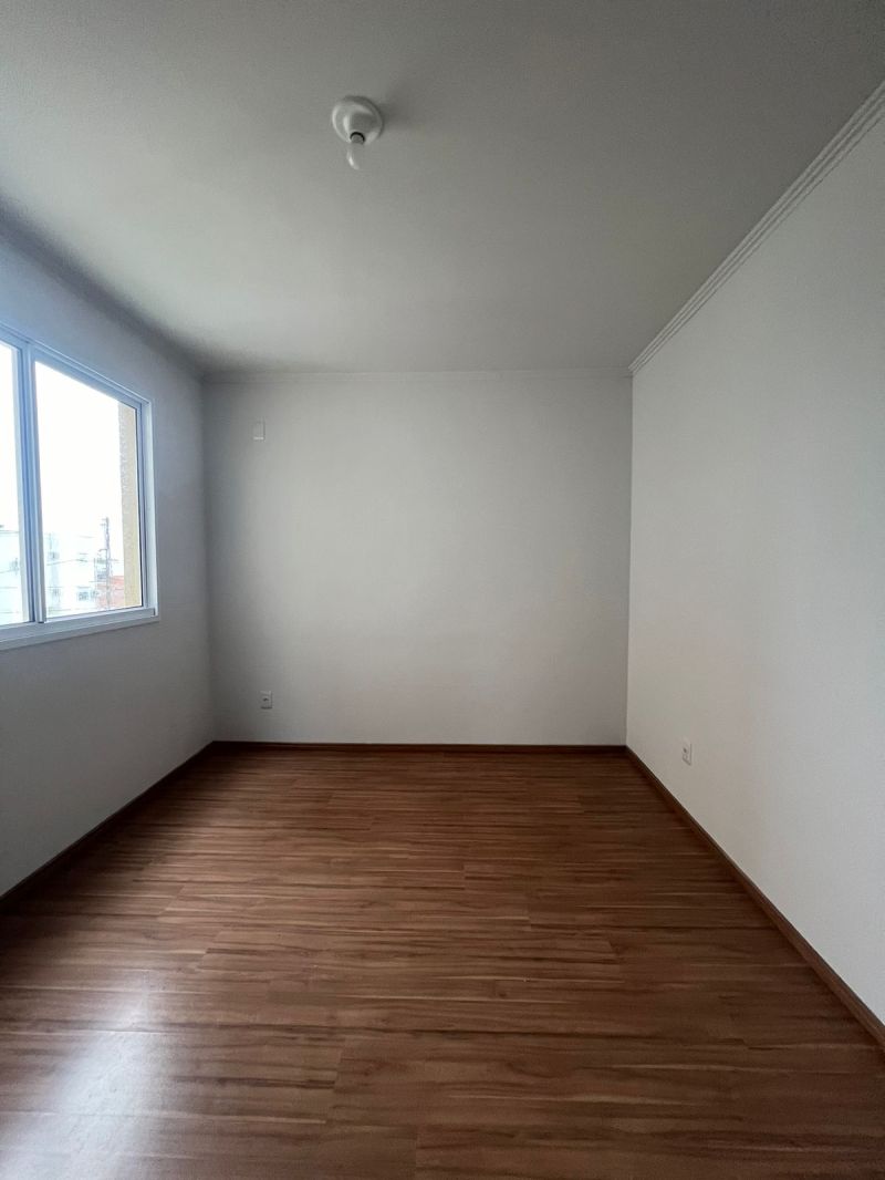 APARTAMENTO NO UMUHARAMA