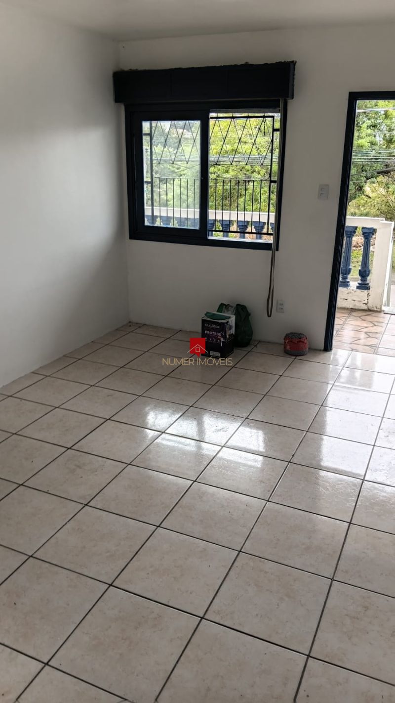 CASA PRÓXIMO AO FÓRUM 