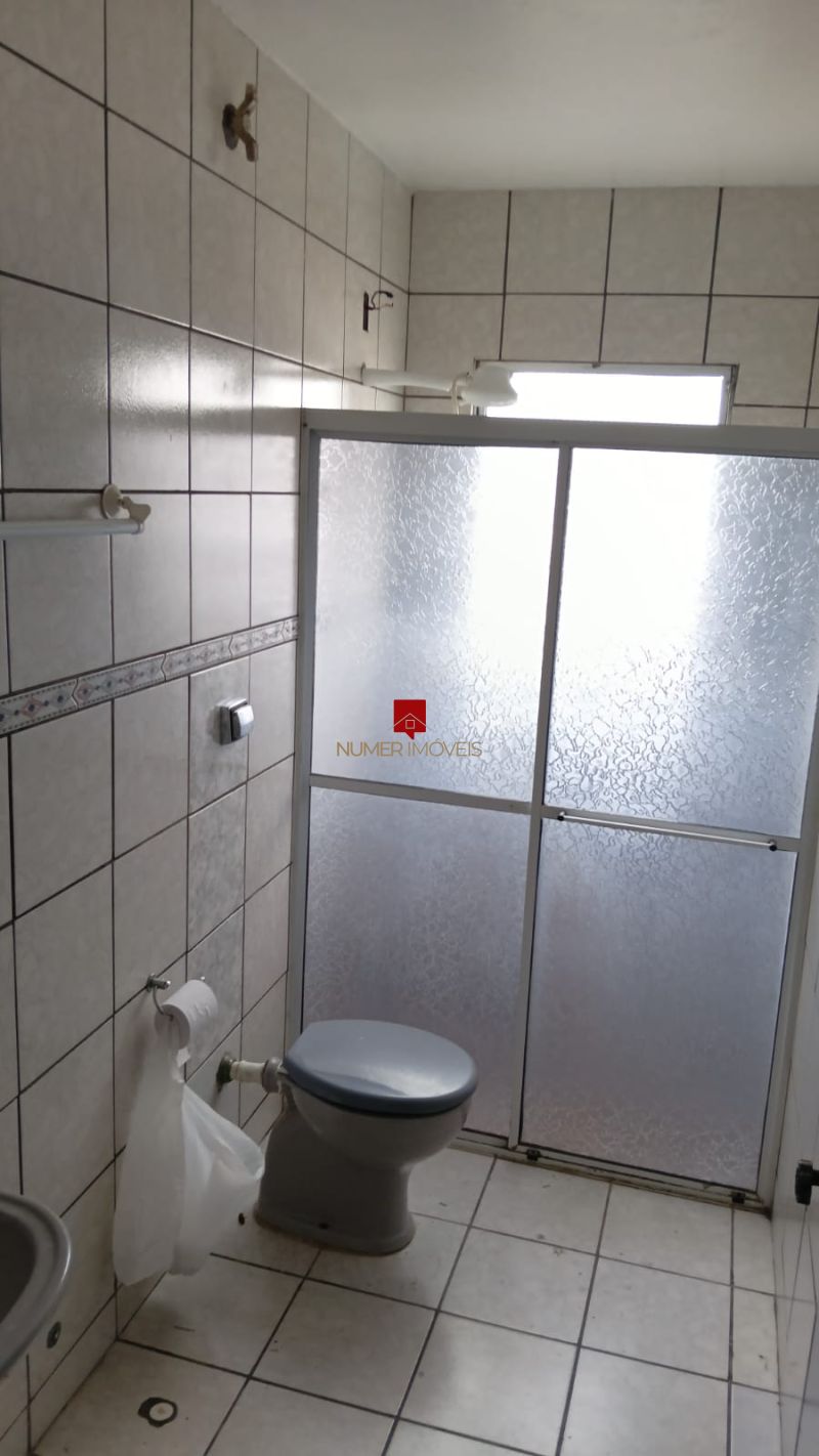 CASA PRÓXIMO AO FÓRUM 