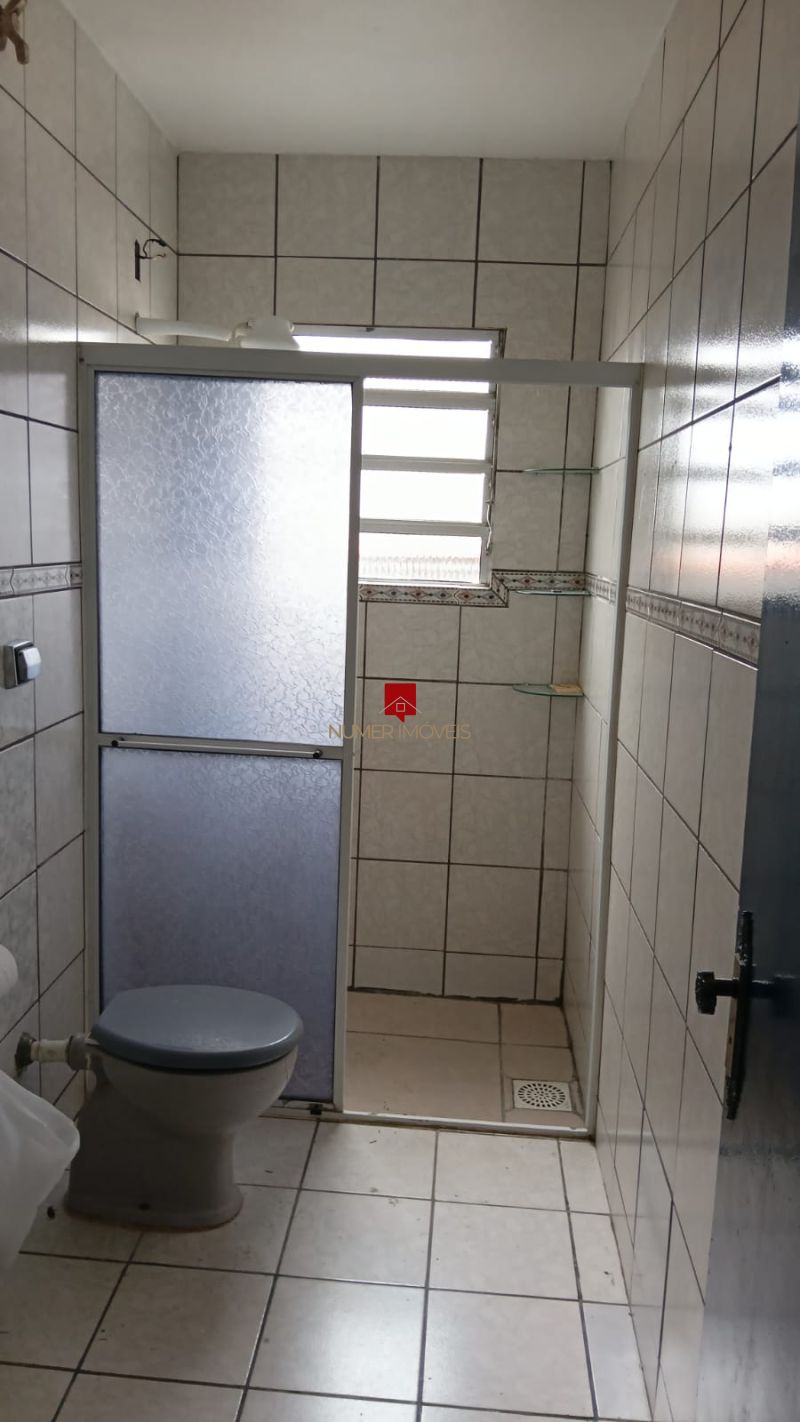 CASA PRÓXIMO AO FÓRUM 