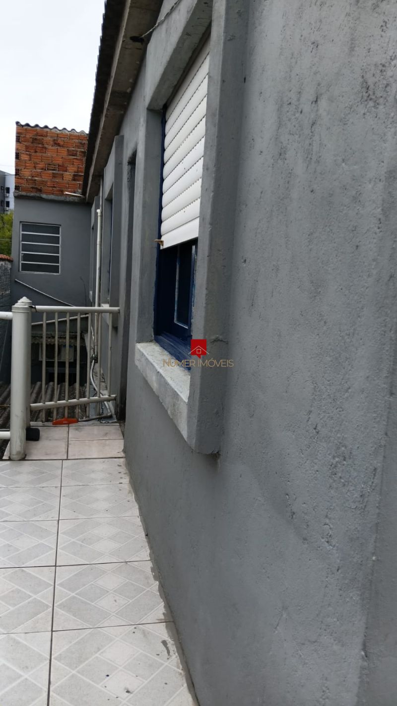 CASA PRÓXIMO AO FÓRUM 