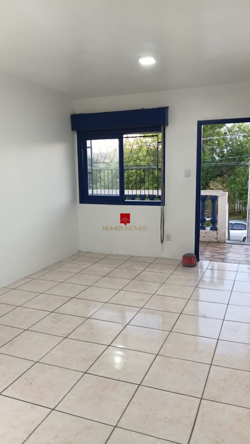 CASA PRÓXIMO AO FÓRUM 