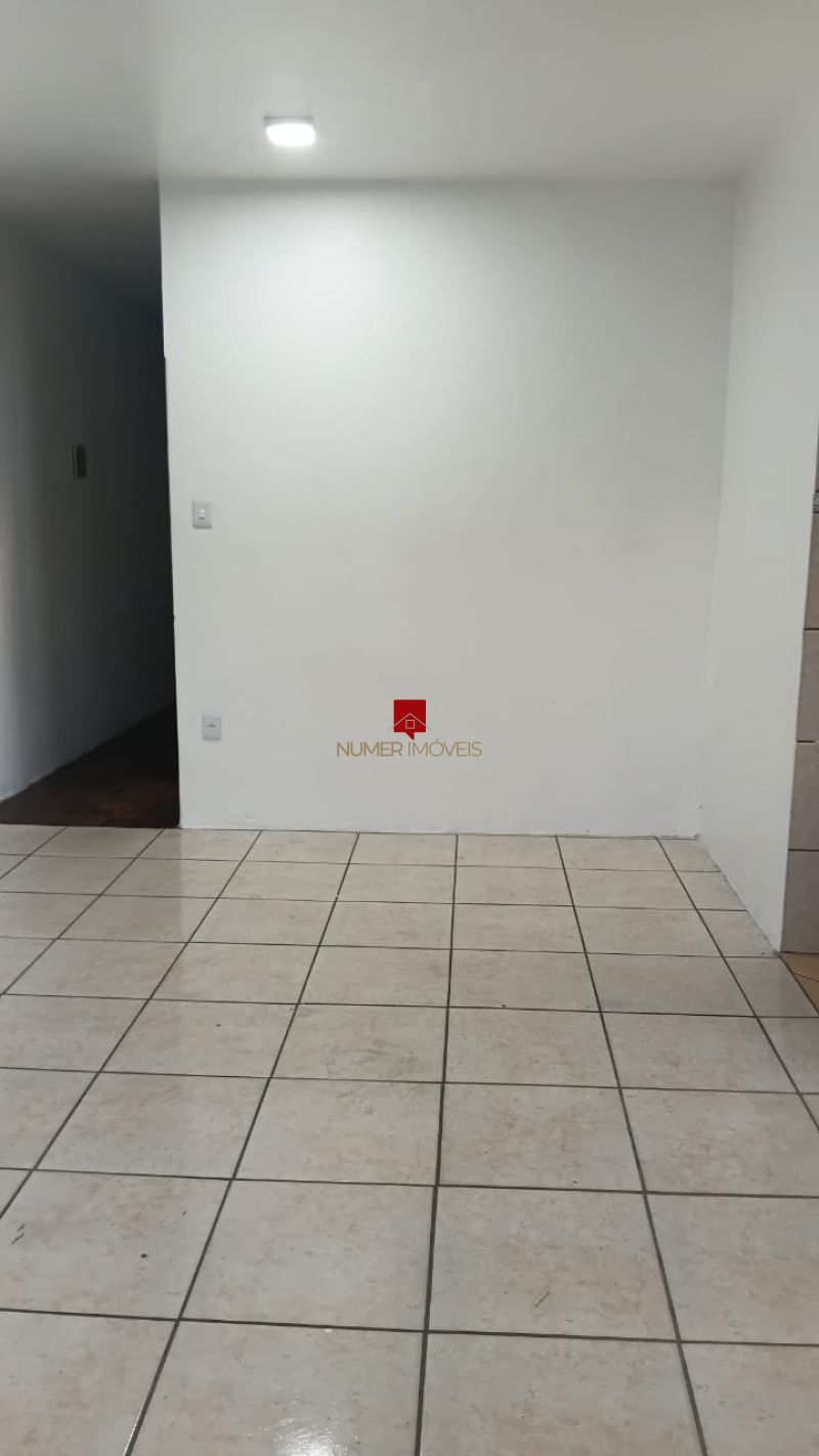 CASA PRÓXIMO AO FÓRUM 