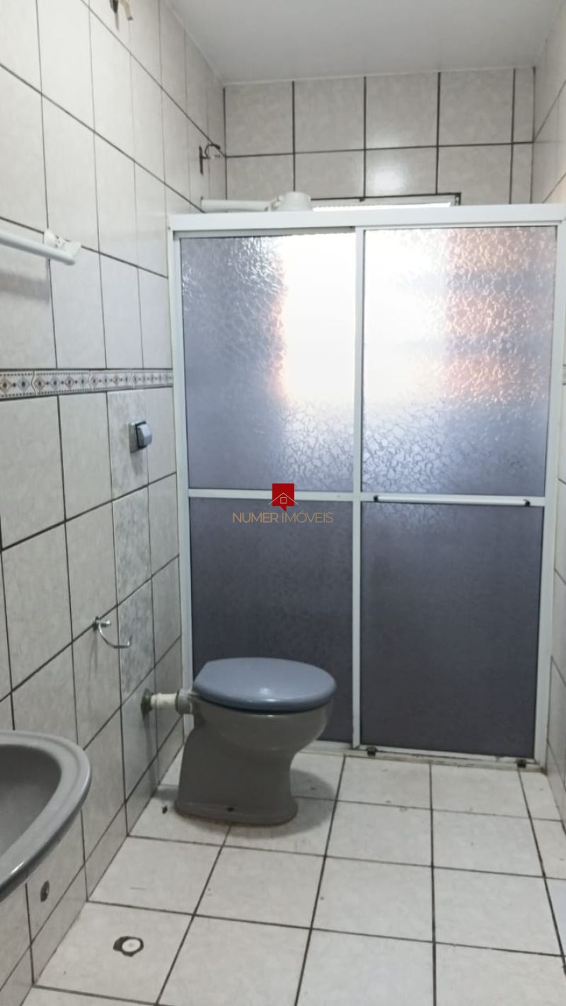 CASA PRÓXIMO AO FÓRUM 