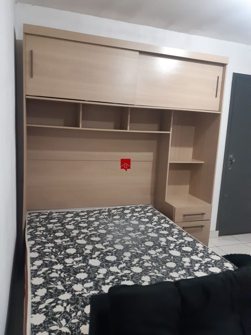 LOFT MOBILIADO PRÓXIMO A UCPEL